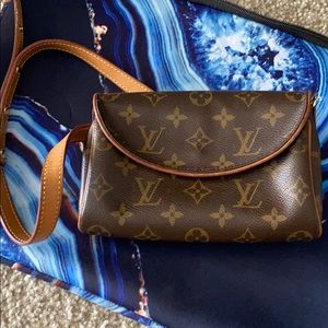 Louis Vuitton Fanny Pack